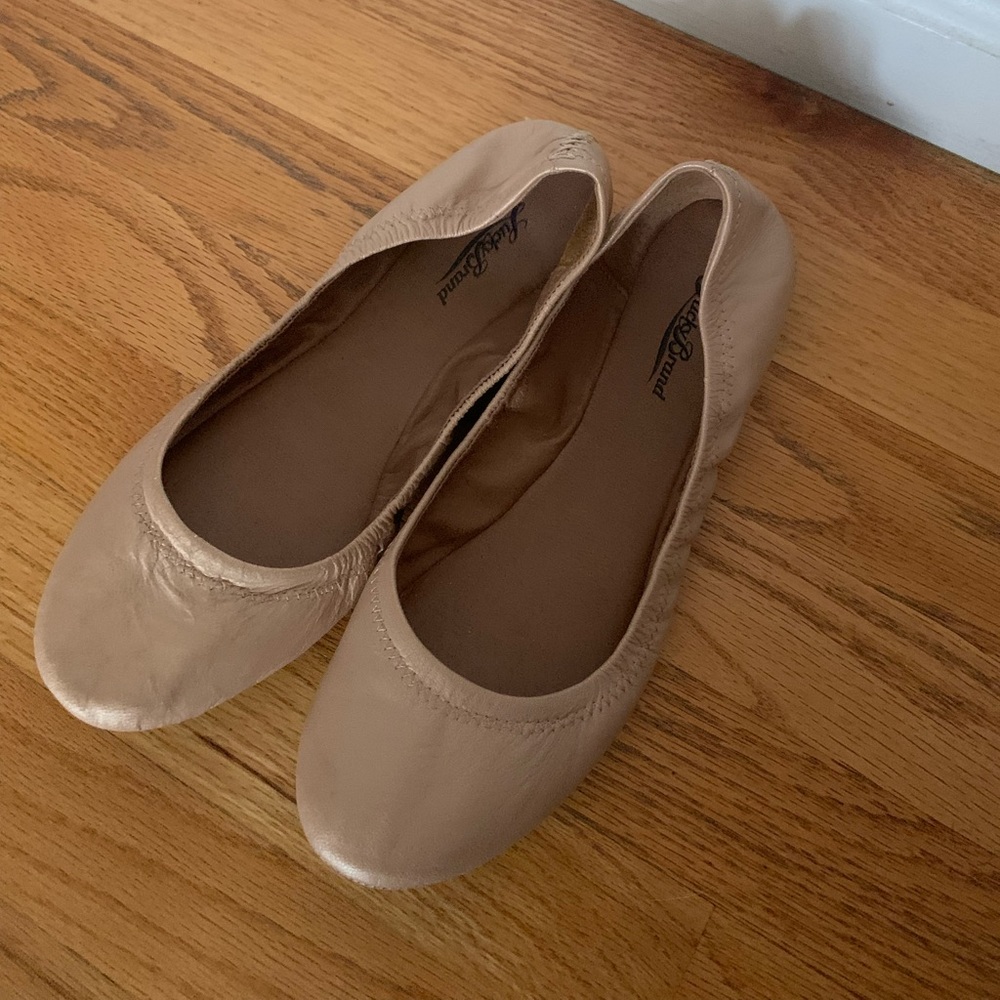 Lucky Brand Nude flats